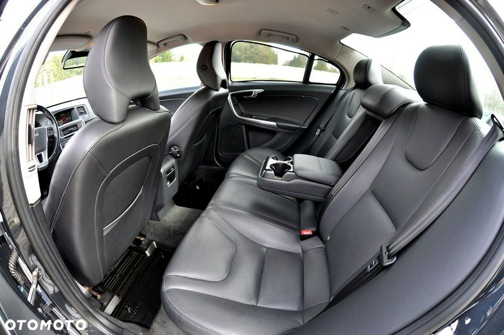 Volvo S60 D4 Drive-E Summum - 12