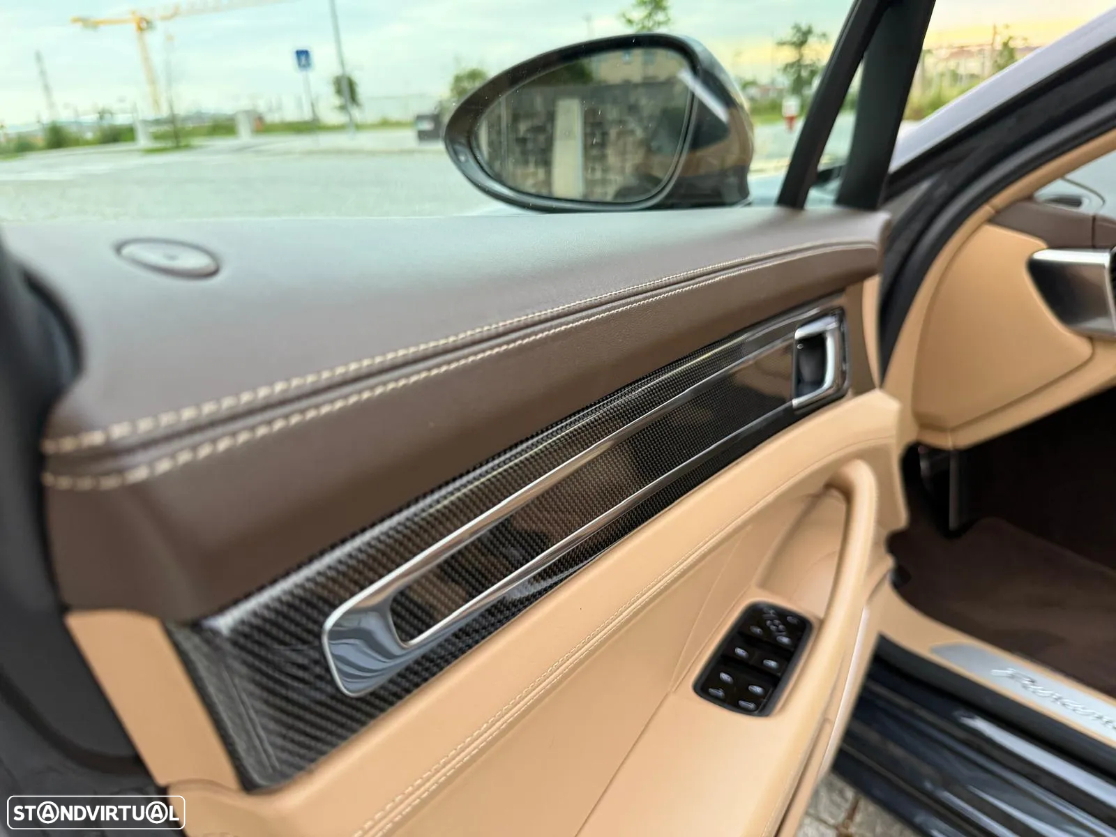 Porsche Panamera 4 S - 29