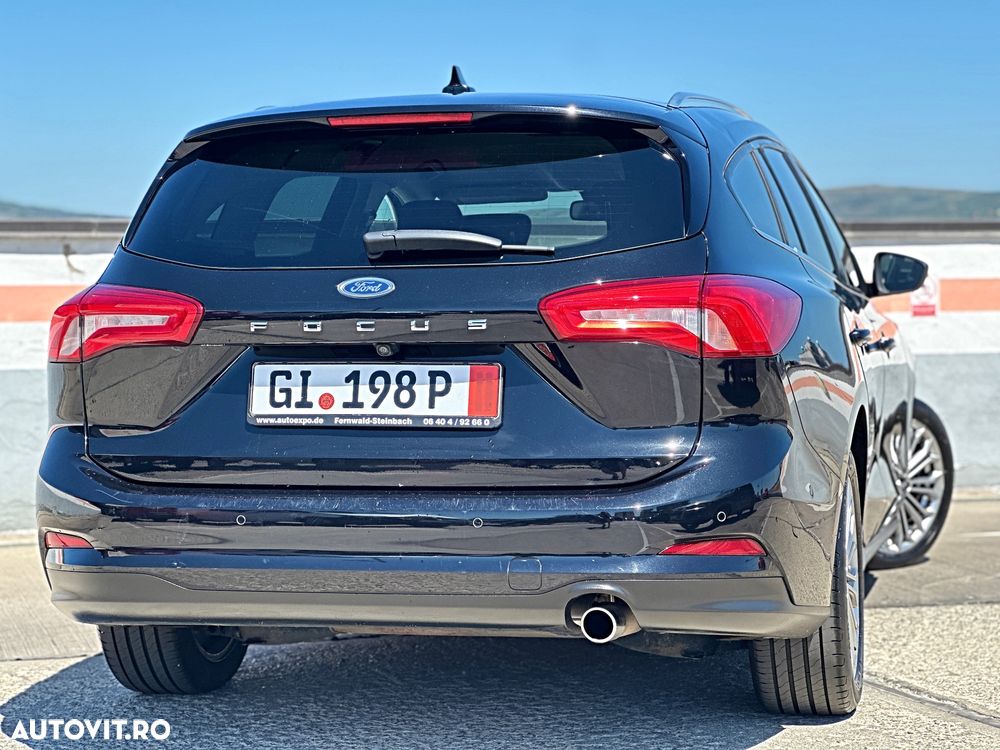 Ford Focus 2.0 EcoBlue Start-Stopp-System Aut. TITANIUM - 23