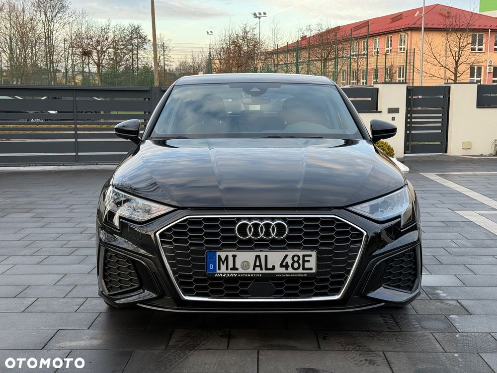 Audi A3 Sportback 40 TFSIe S tronic S line - 3