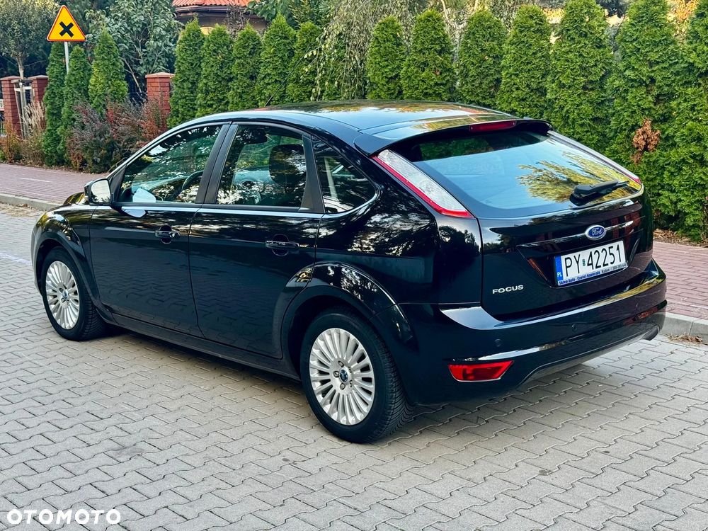 Ford Focus 1.8 FF Ghia - 4