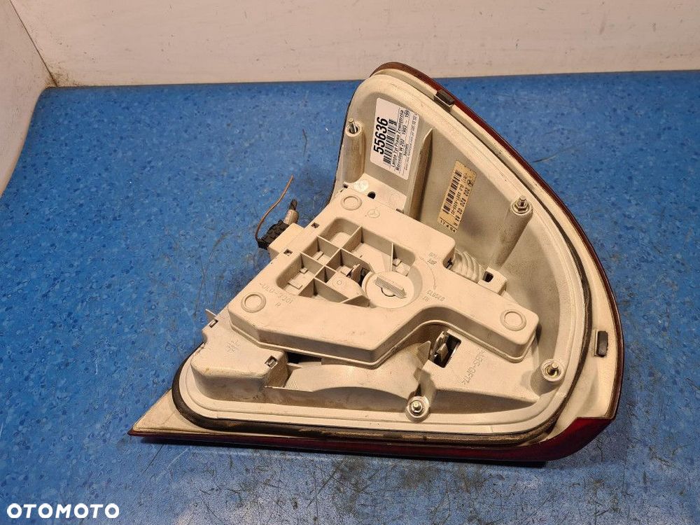 MERCEDES W 202 SEDAN LAMPA TYŁ PRAWA ZEWNĘTRZNA - 5