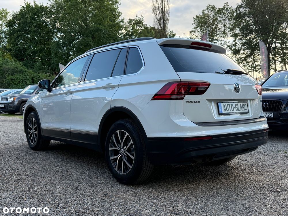 Volkswagen Tiguan 2.0 TDI SCR 4Motion (BlueMotion Tech) Comfortline - 4