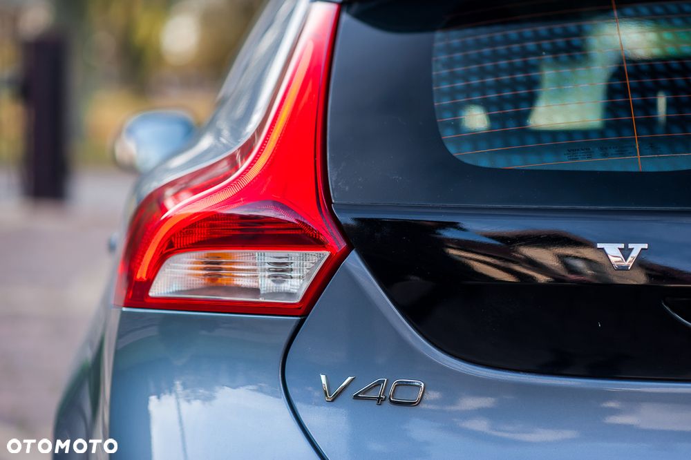 Volvo V40 T2 Drive-E Kinetic - 9