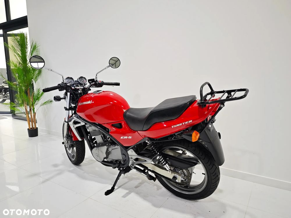 Kawasaki ER - 13