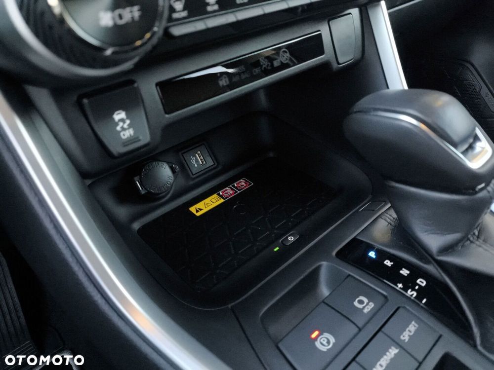Toyota RAV4 - 25