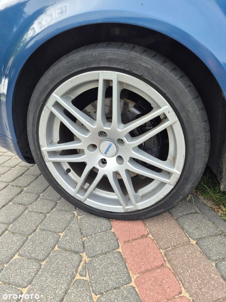 Audi A4 Limousine - 9