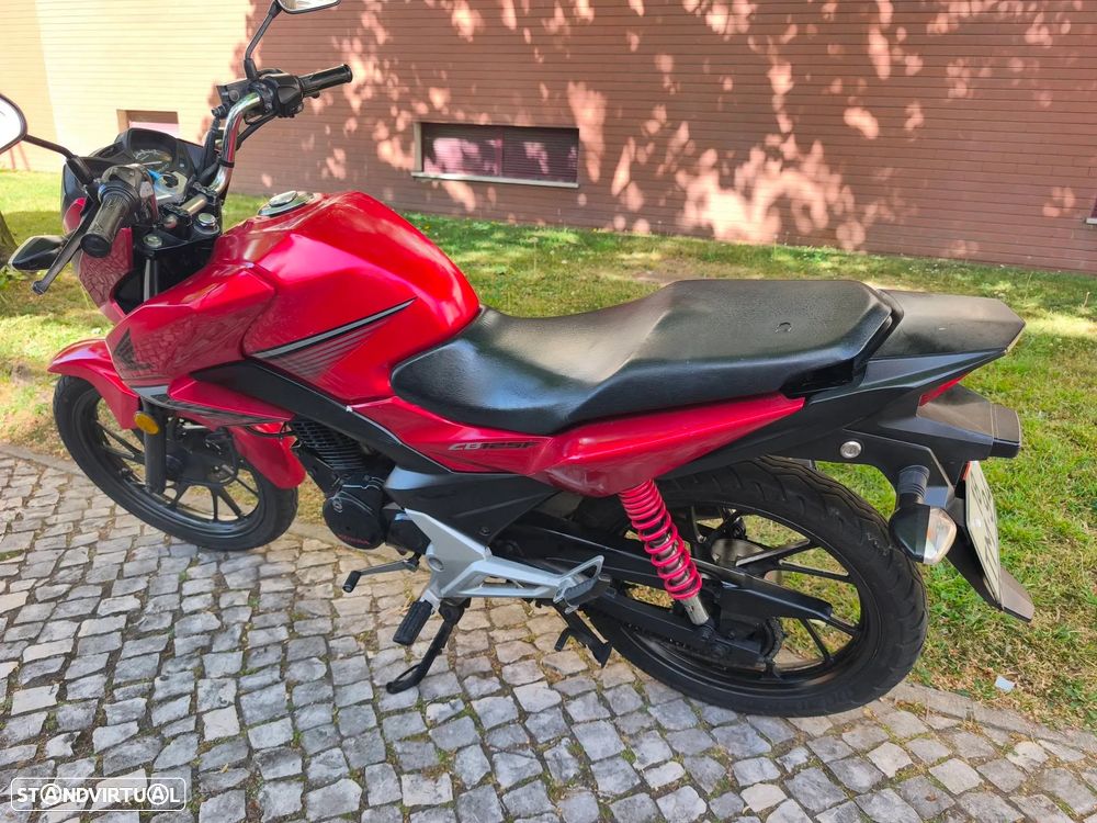 Honda CB 125F - 2