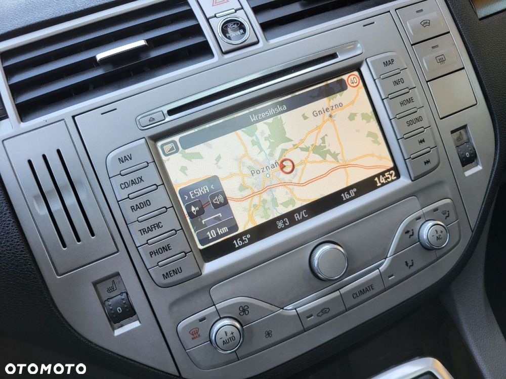 Ford Kuga - 11