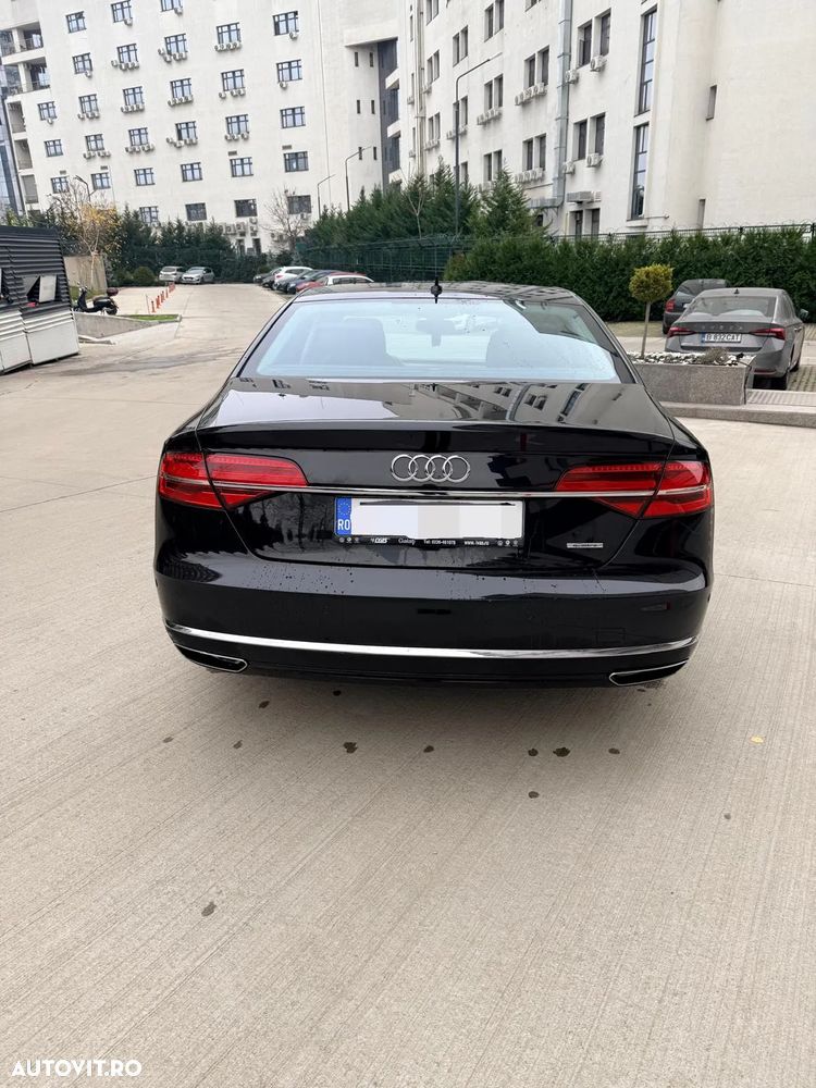 Audi A8 4.2 TDI DPF (clean diesel) quattro tiptronic - 6