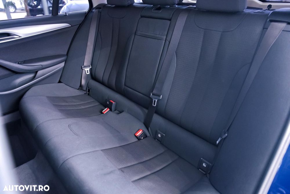 BMW Seria 5 520d Aut. - 23
