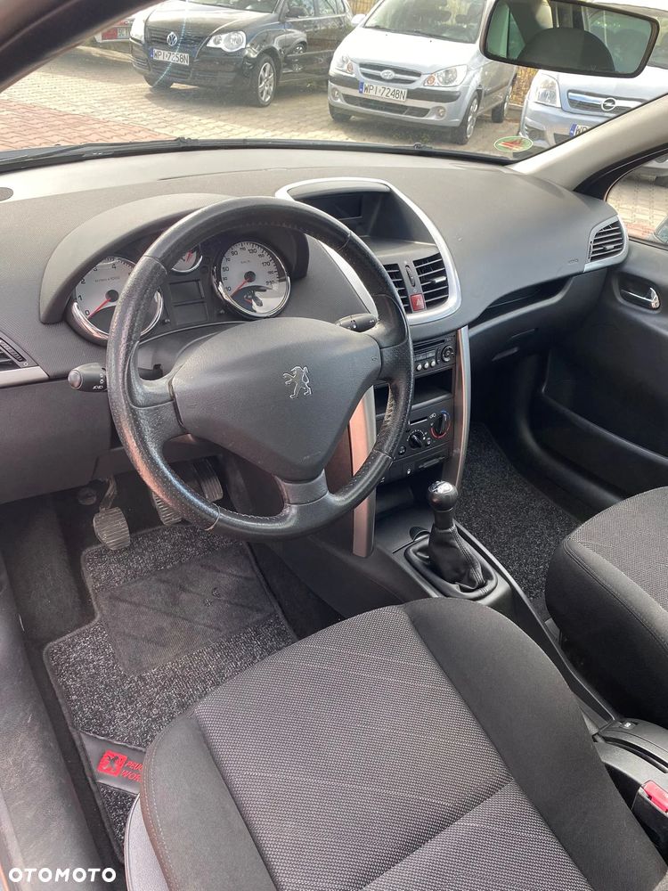 Peugeot 207 1.4 16V Sporty - 11