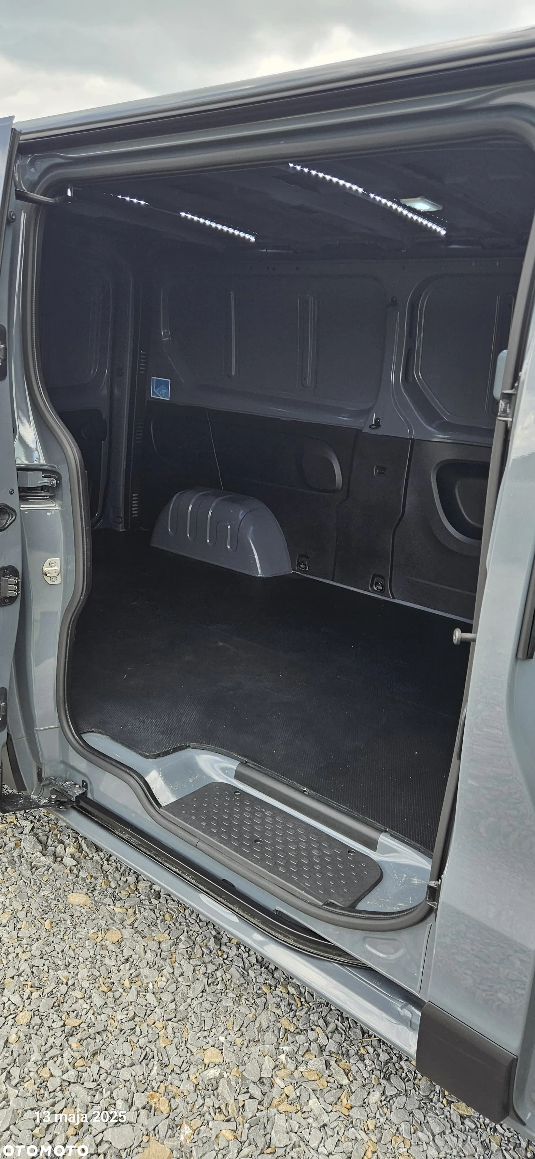 Renault Trafic - 16