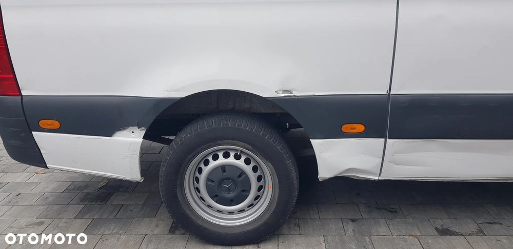 Mercedes-Benz Sprinter - 18
