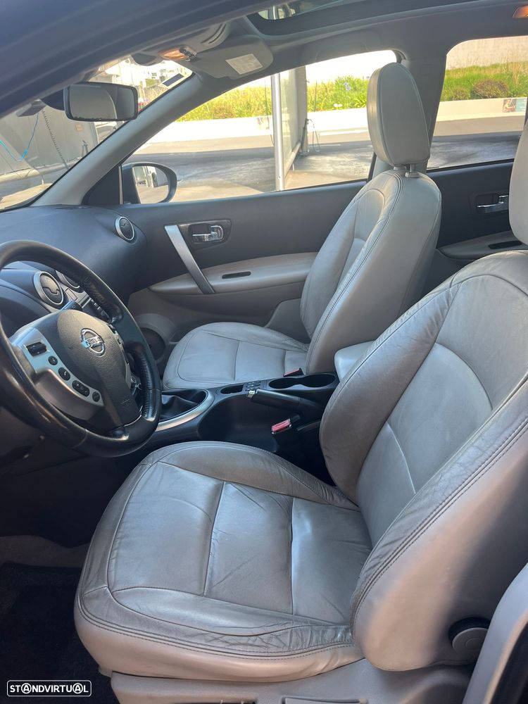 Nissan Qashqai +2 1.5 dCi Tekna Premium 18 - 7