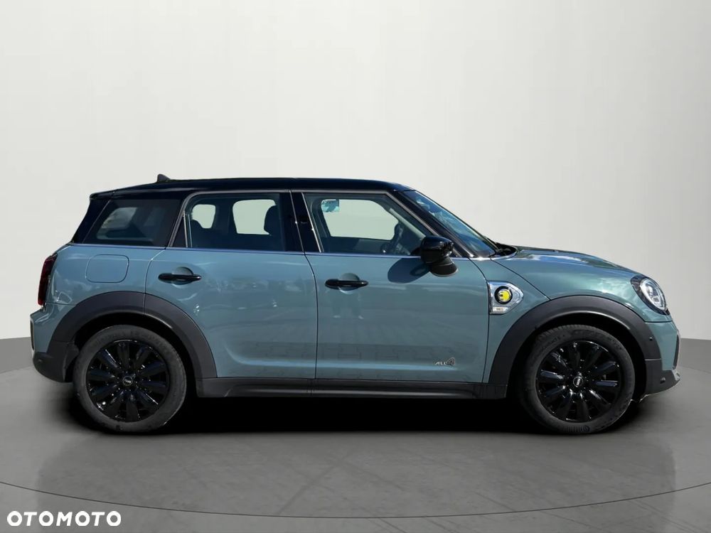 MINI Countryman Cooper SE ALL4 - 4
