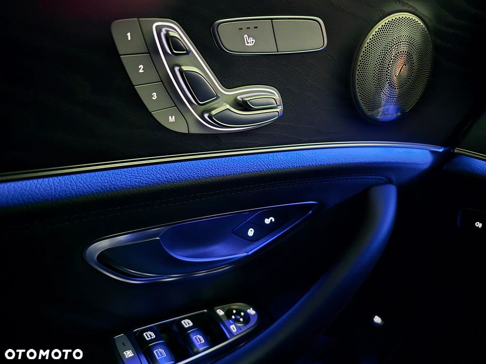 Mercedes-Benz Klasa E AMG 53 4-Matic+ - 15