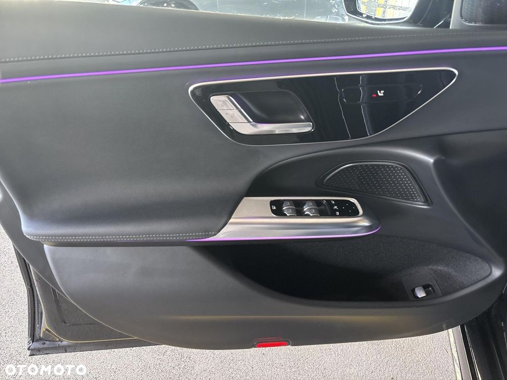 Mercedes-Benz Klasa E - 16