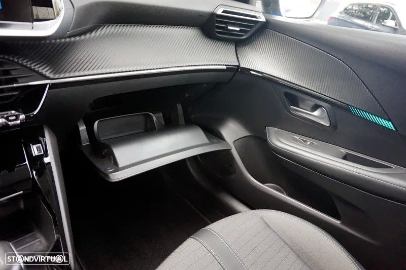 Peugeot 208 1.2 PureTech Allure - 23