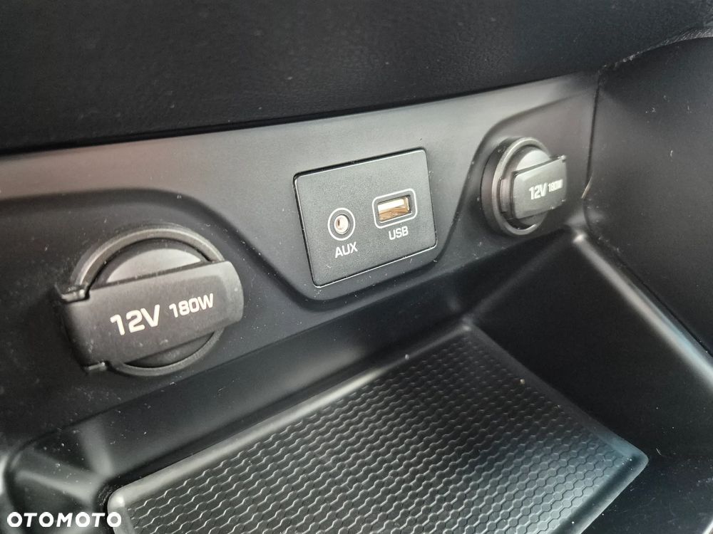 Hyundai Tucson 1.7 CRDI BlueDrive Comfort 2WD - 21