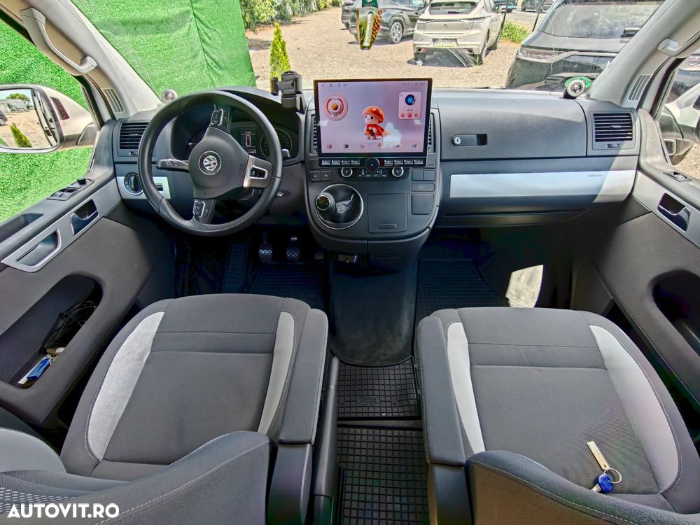 Volkswagen Multivan - 11