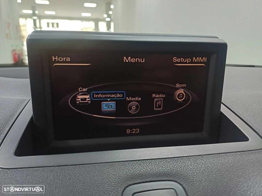 Audi A1 1.6 TDI S line edition - 24