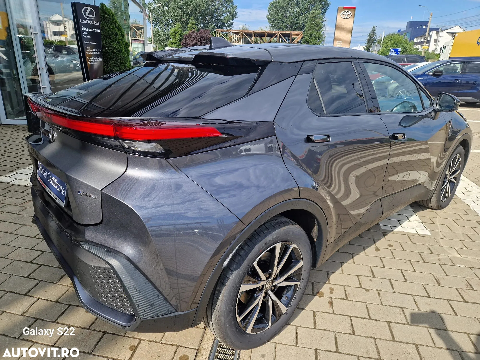Toyota C-HR - 5