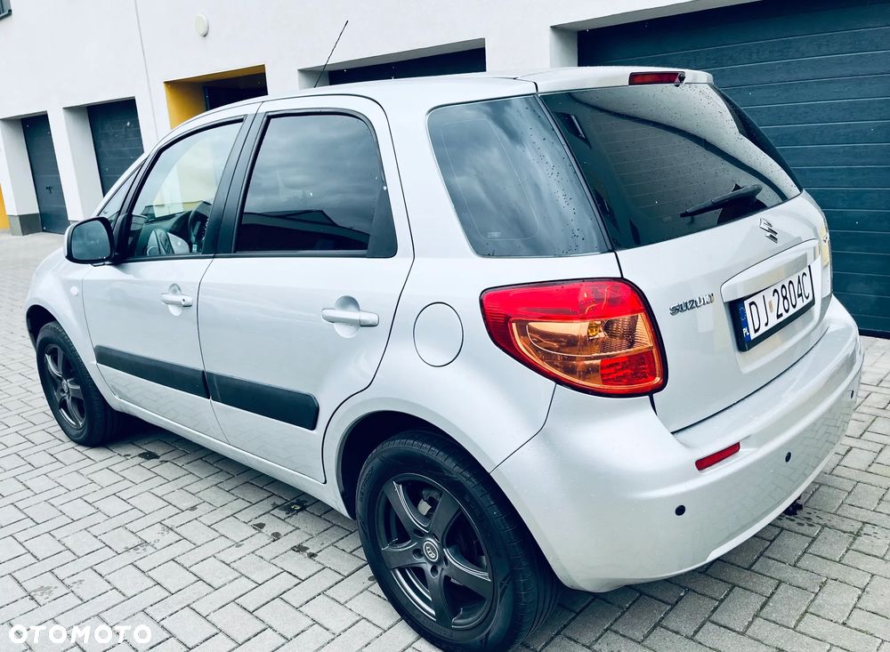 Suzuki SX4 1.6 Comfort - 5
