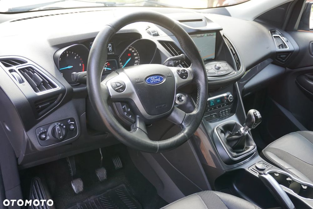 Ford Kuga 2.0 TDCi 2x4 Titanium - 9