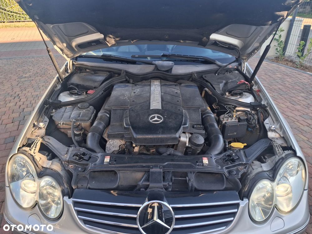 Mercedes-Benz CLK - 8