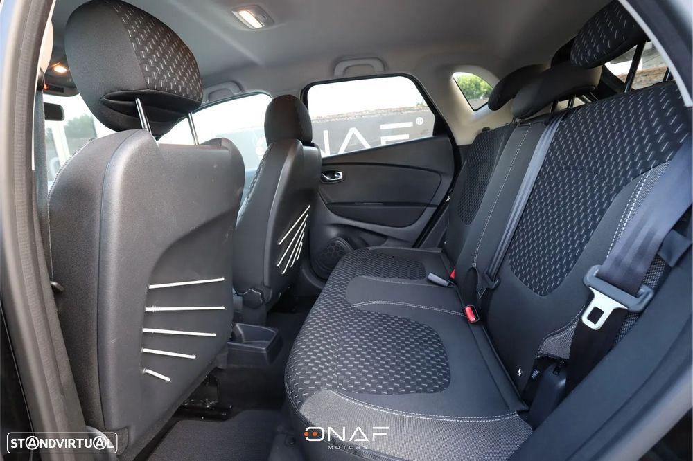 Renault Captur TCe 130 GPF INTENS - 29