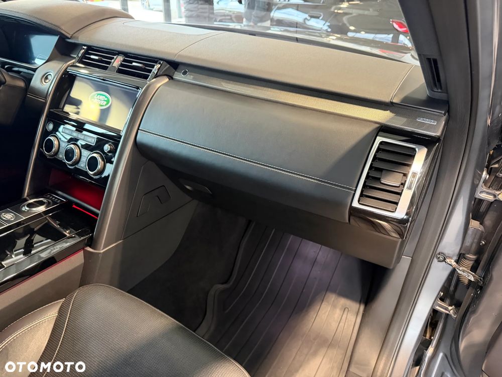 Land Rover Discovery 3.0 Td6 SkyView Edition - 28