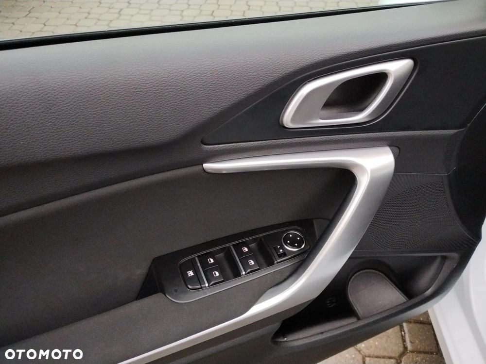 Kia Ceed 1.5 T-GDI M DCT - 18