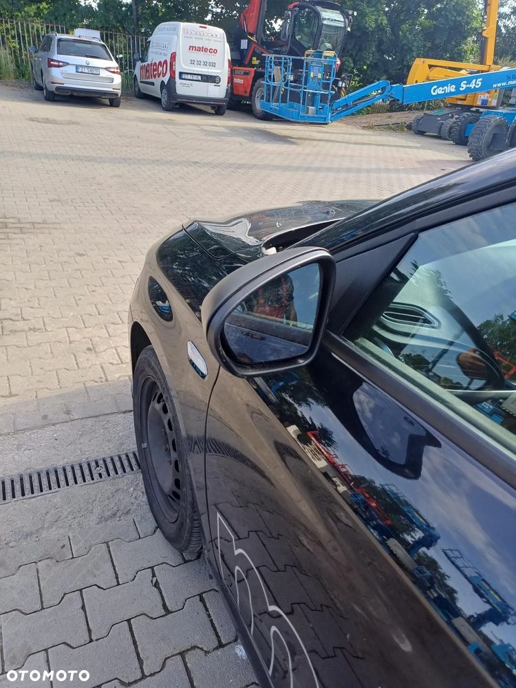 Fiat Tipo 1.4 T-Jet 16v Street - 26