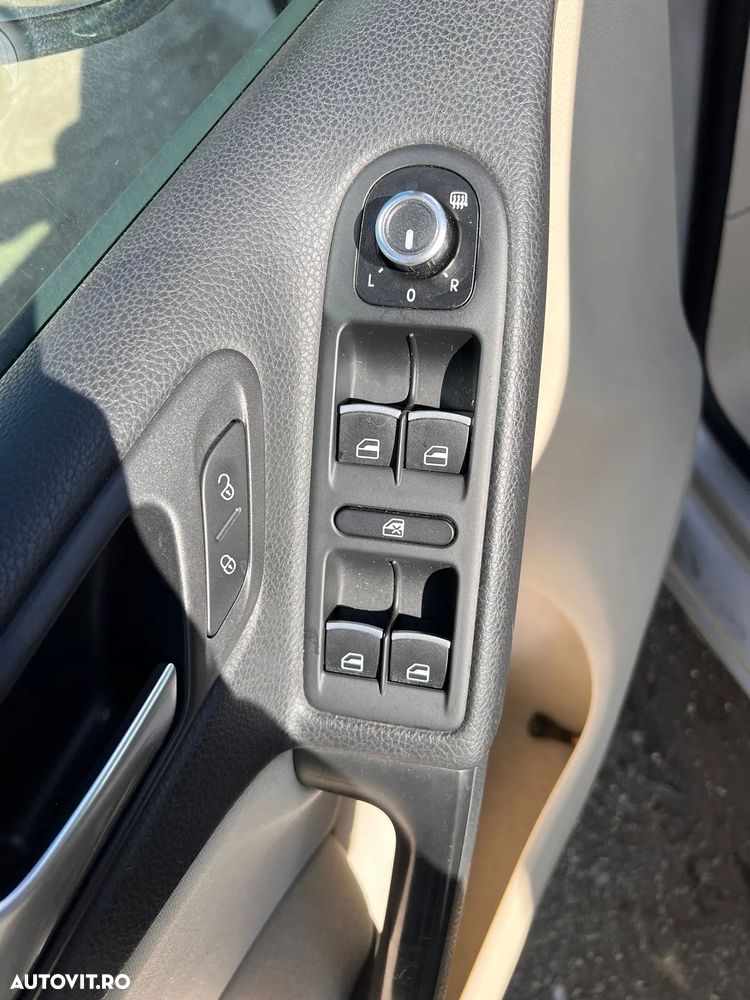 Volkswagen Golf 1.4 TSI Team - 14