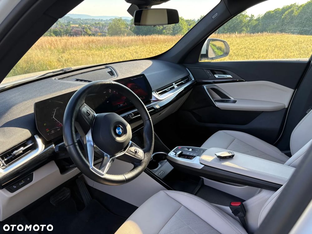 BMW X1 - 16