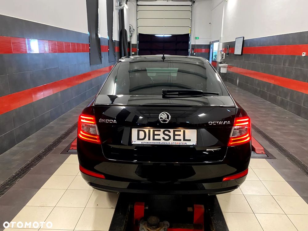 Skoda Octavia 1.6 TDI Greenline - 12