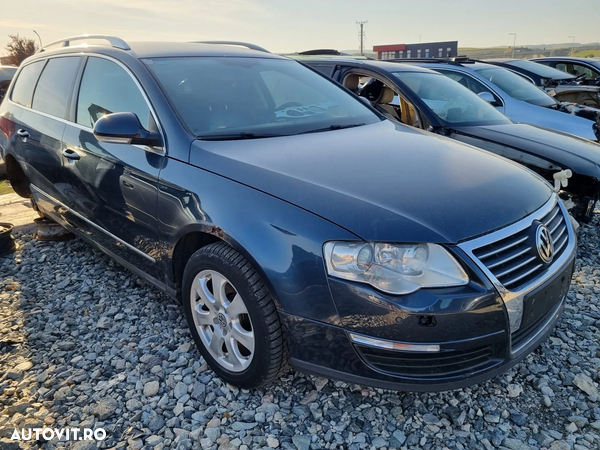 Dezmembram VW Passat B6, an 2007, 2.0tdi Cod BMP, cutie automata DSG