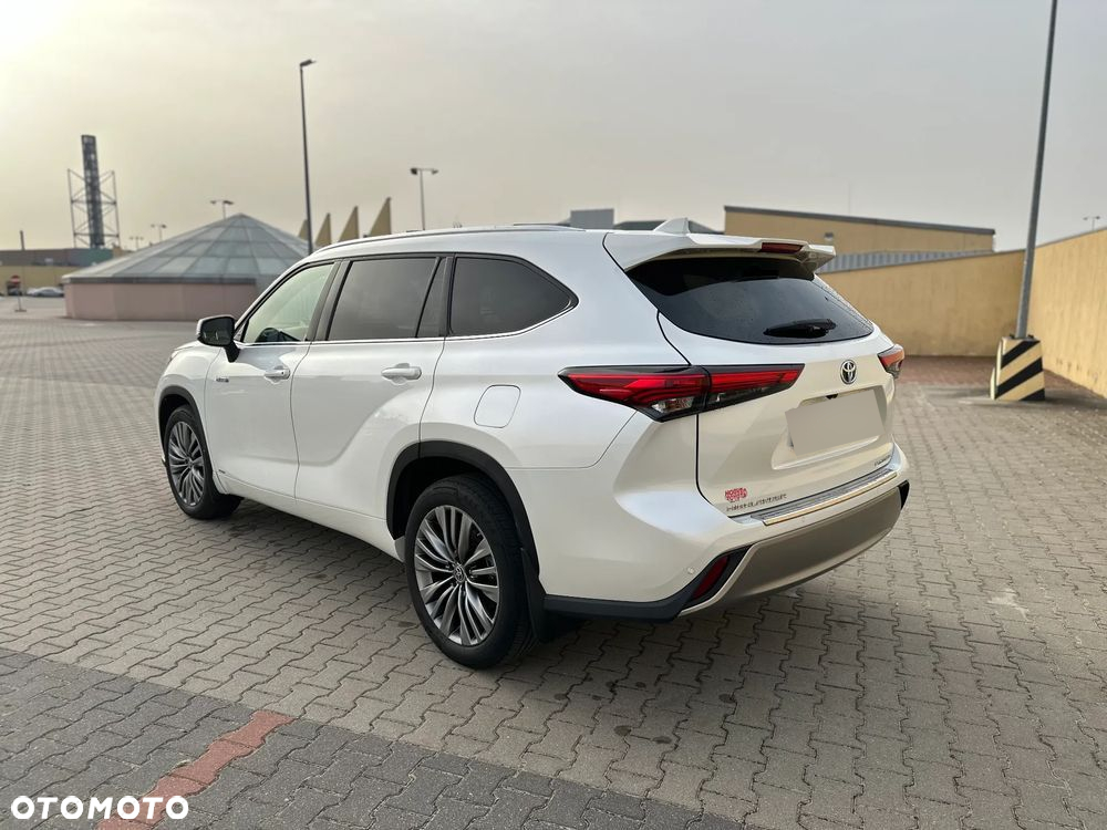 Toyota Highlander - 4