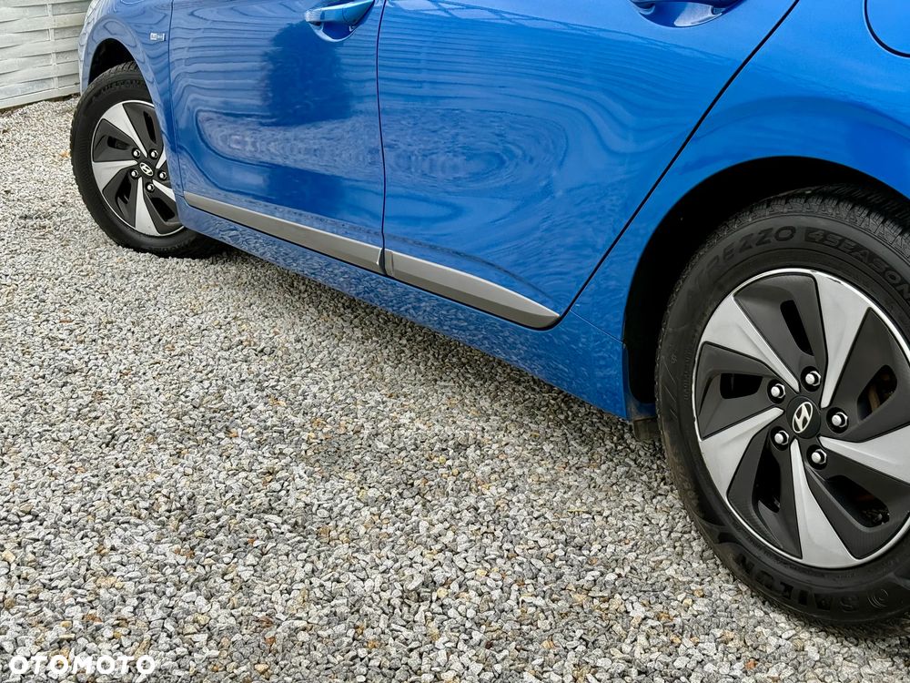 Hyundai IONIQ Hybrid Premium - 20