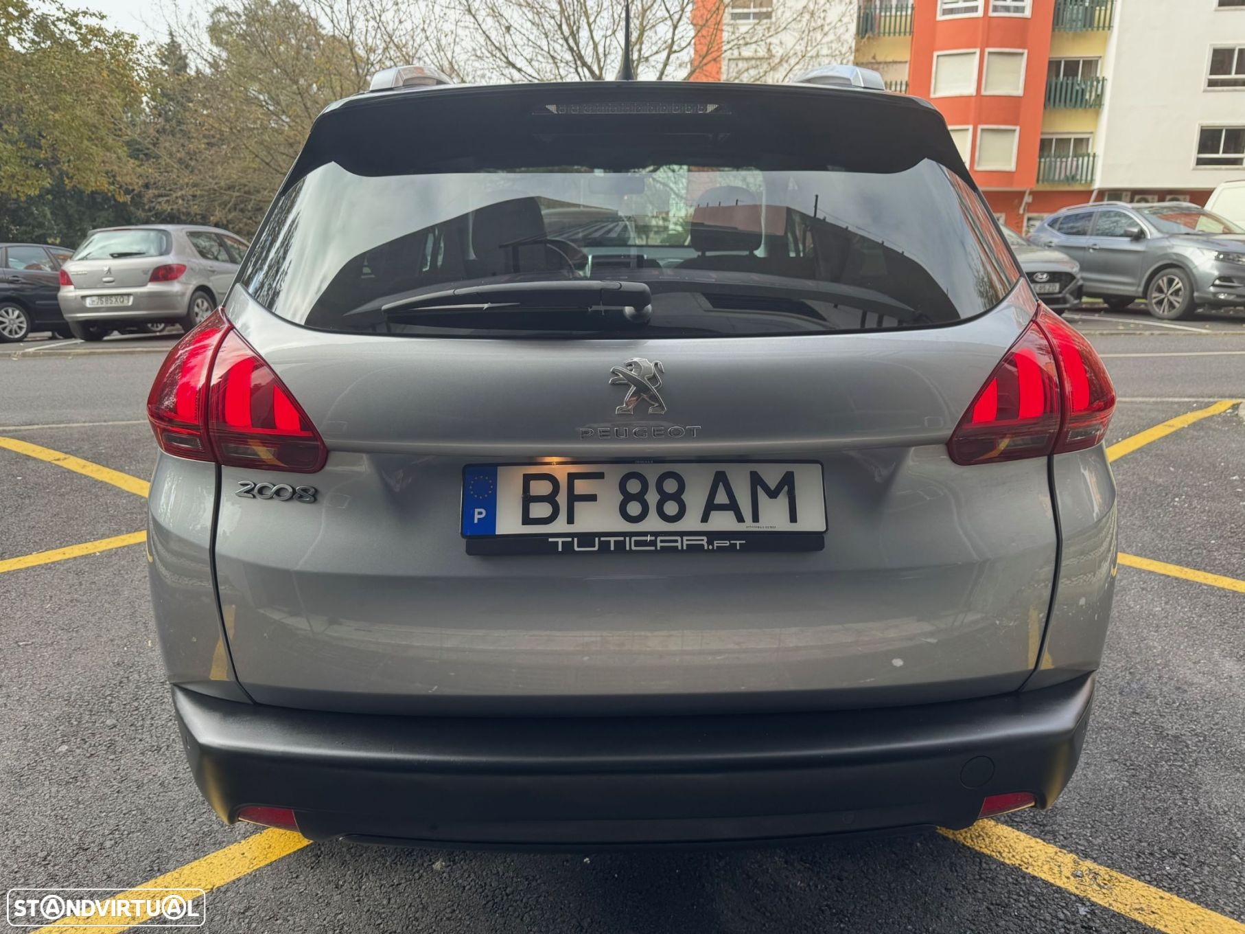 Peugeot 2008 1.6 BlueHDi Style - 6