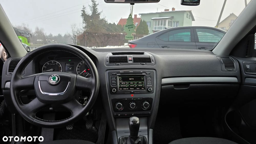 Skoda Octavia 1.6 Mint - 7