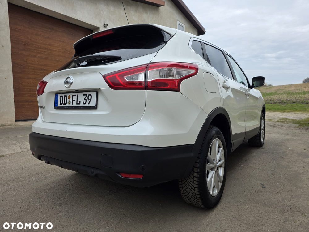Nissan Qashqai 1.2 DIG-T Acenta EU6 - 37