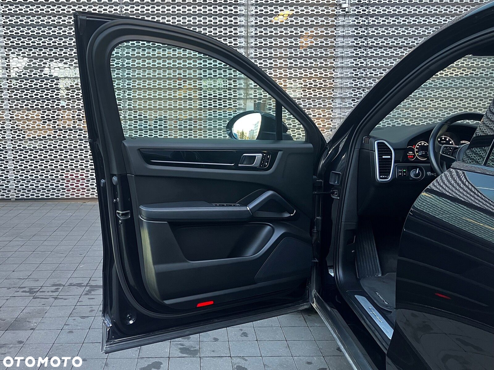 Porsche Cayenne - 20