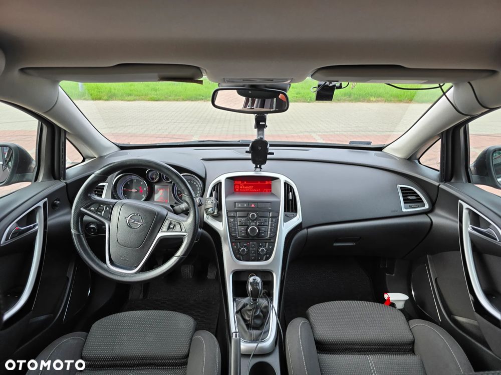 Opel Astra 2.0 CDTI DPF Sports Tourer - 17