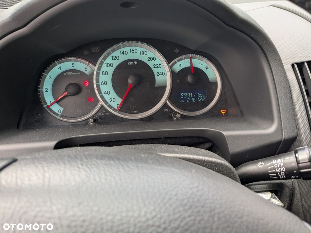 Toyota Corolla Verso 2.2 D-4D X 7os - 12