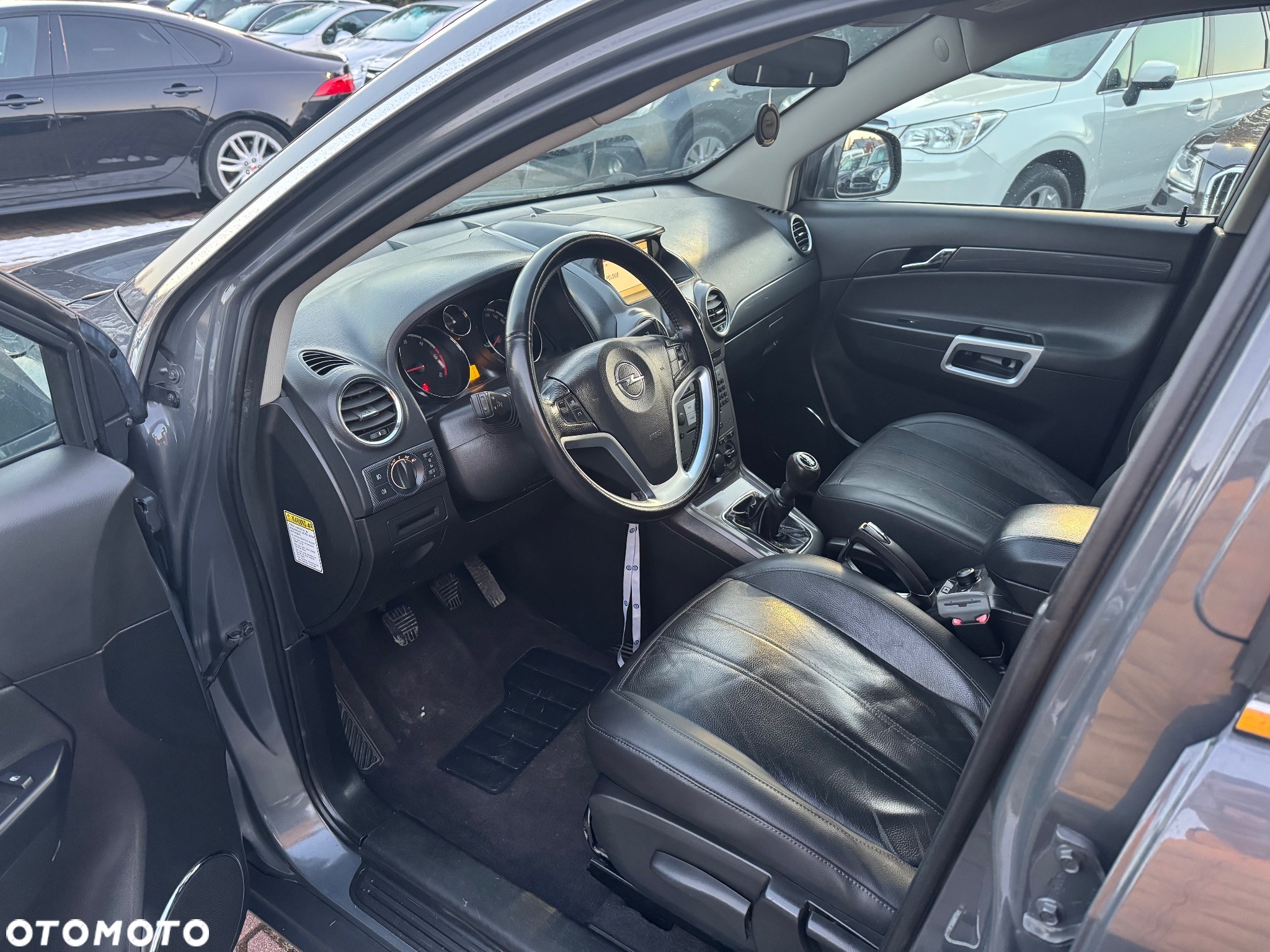 Opel Antara - 12
