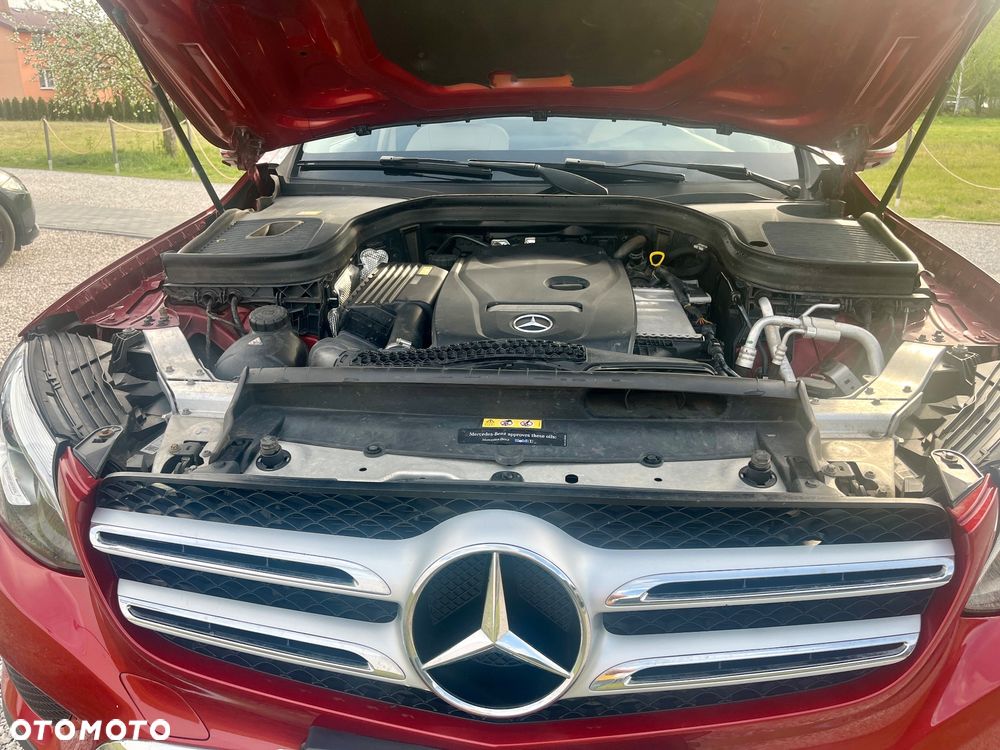 Mercedes-Benz GLC 300 4Matic 9G-TRONIC - 8