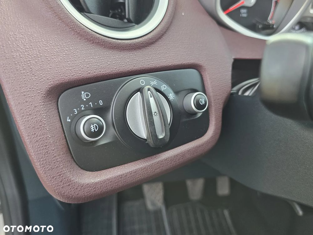 Ford Fiesta 1.4 Titanium - 21