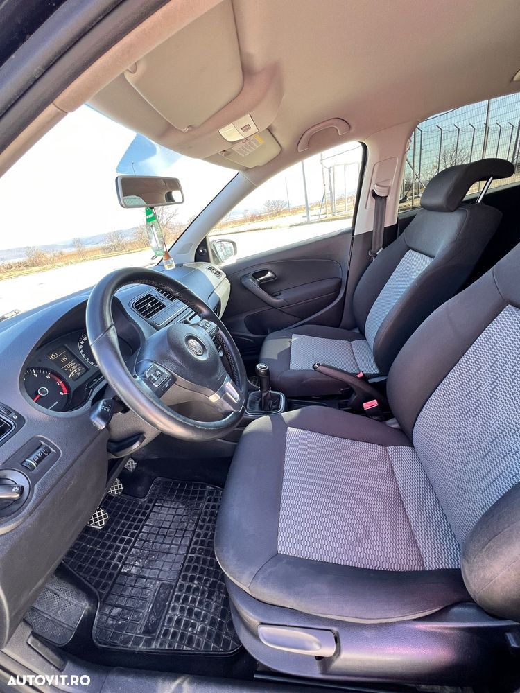 Volkswagen Polo - 9